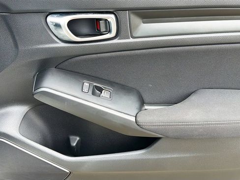 Used 2025 Honda Civic Sport image 22