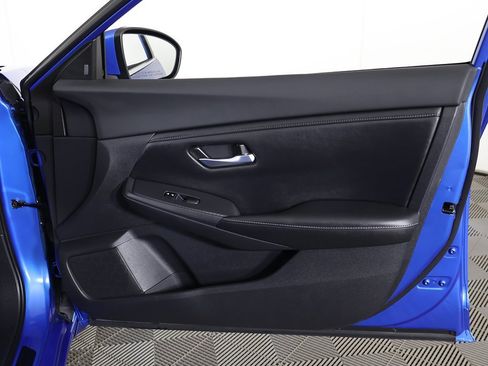 Used 2021 Nissan Sentra SV w/ Trunk Package image 21