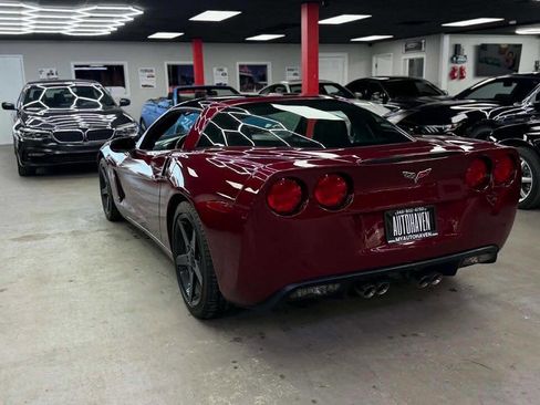 Used 2006 Chevrolet Corvette Coupe w/ Preferred Equipment Group RWD image 7