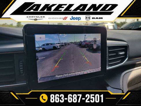 Used 2024 Ford Explorer ST-Line w/ Class IV Trailer Tow Package RWD image 24