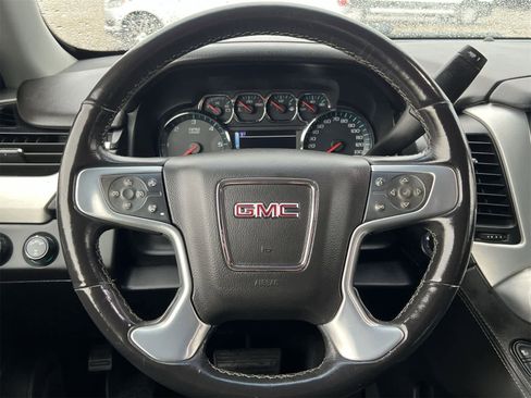 Used 2019 GMC Yukon XL SLT image 22