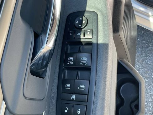Used 2017 RAM 1500 Big Horn AWD/4WD image 46