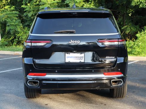 Used 2022 Jeep Grand Cherokee L Overland w/ Advanced Protech Group III RWD image 9