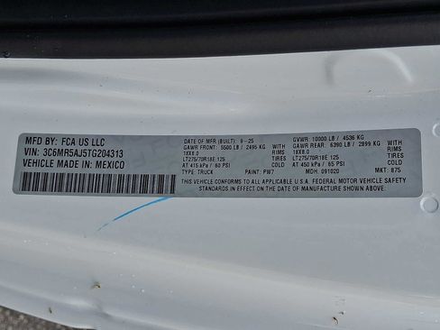 New 2026 RAM 2500 Tradesman AWD/4WD image 19