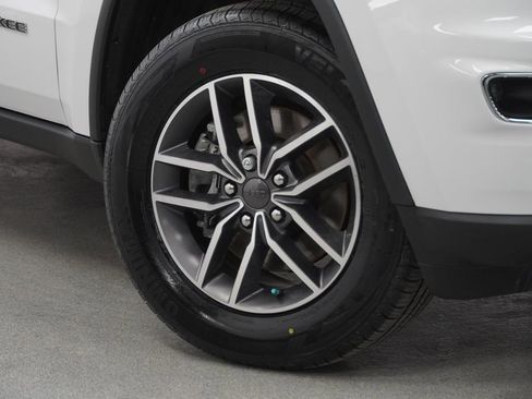 Certified 2021 Jeep Grand Cherokee Limited image 4