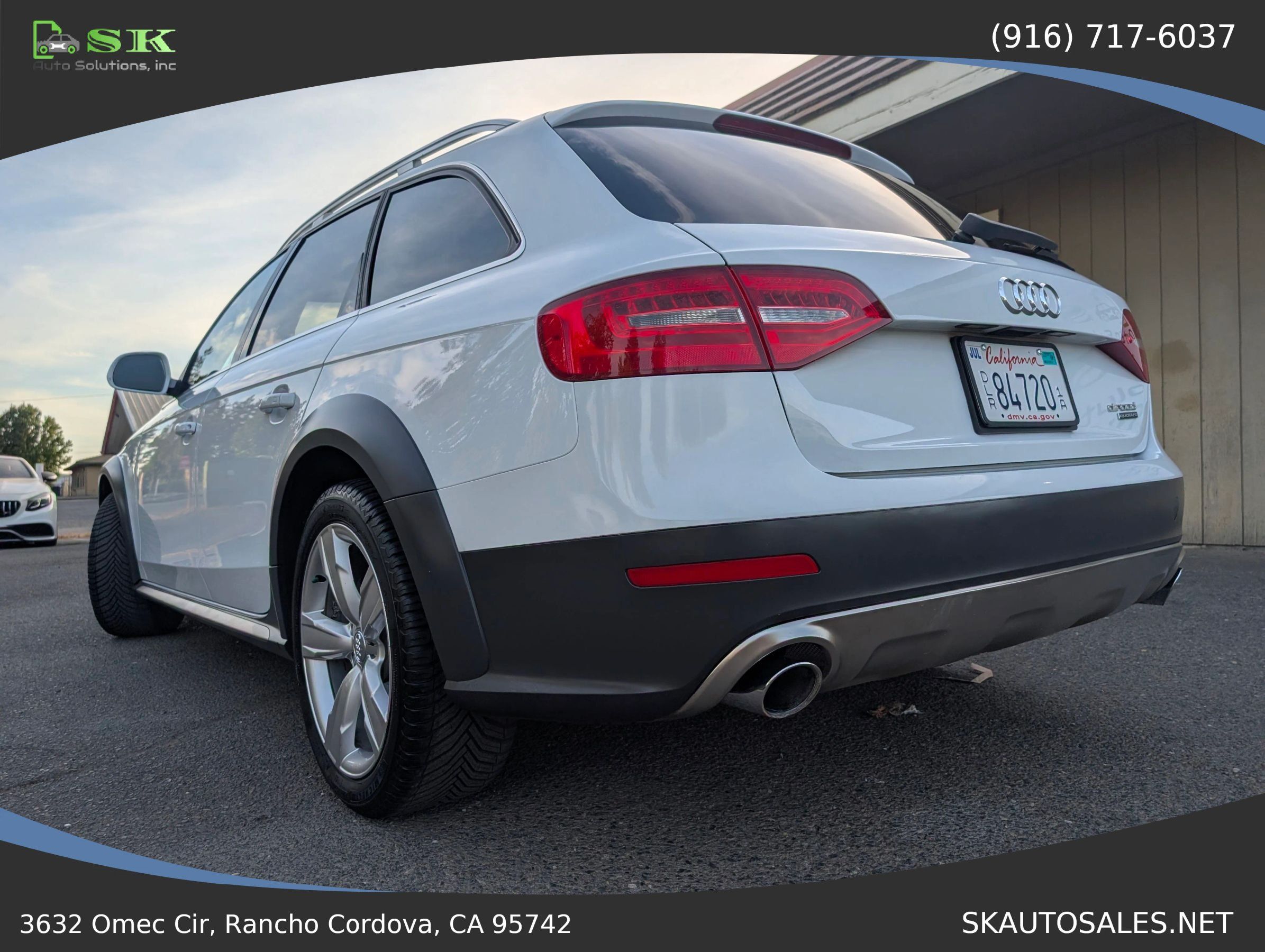 Used 2016 Audi A4 Premium w/ Audi MMI Navigation Plus AWD/4WD image 16