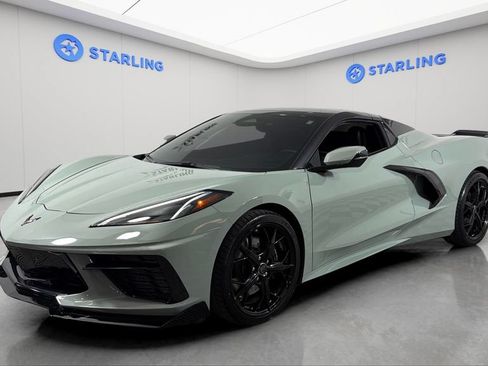 Used 2024 Chevrolet Corvette Stingray Convertible w/ Z51 Performance Package RWD image 17