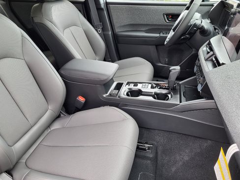 New 2026 Subaru Outback Limited AWD/4WD image 10