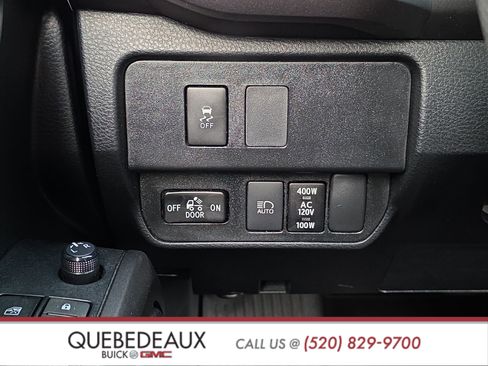 Used 2021 Toyota Tacoma TRD Off-Road w/ Technology Package AWD/4WD image 27