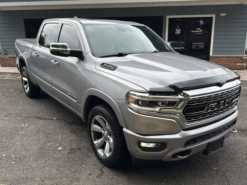 Used 2019 RAM 1500 Limited AWD/4WD image 3