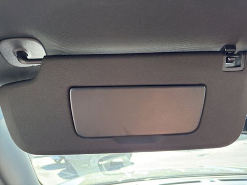 Used 2022 GMC Yukon SLE w/ Gmc Pro Safety Plus Package image 25