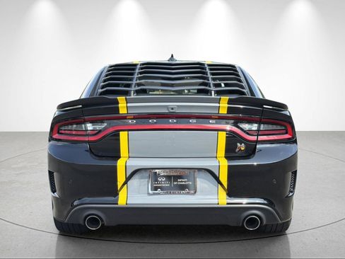 Used 2022 Dodge Charger Scat Pack w/ Dynamics Package RWD image 4