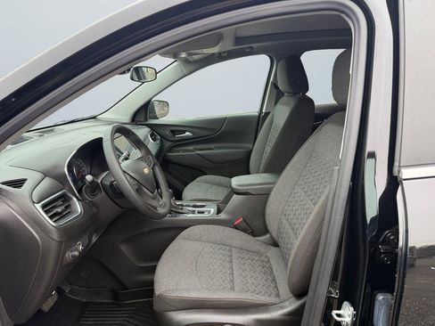 Used 2023 Chevrolet Equinox LT image 9