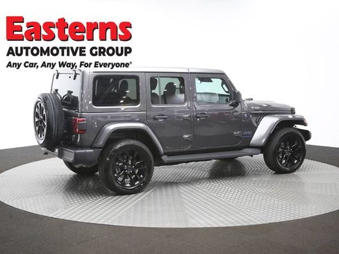Used 2025 Jeep Wrangler Unlimited Sahara AWD/4WD image 42