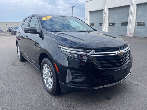 Used 2024 Chevrolet Equinox LT AWD/4WD image 1
