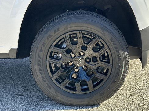 New 2026 Chevrolet Colorado W/T w/ WT Custom Package image 12