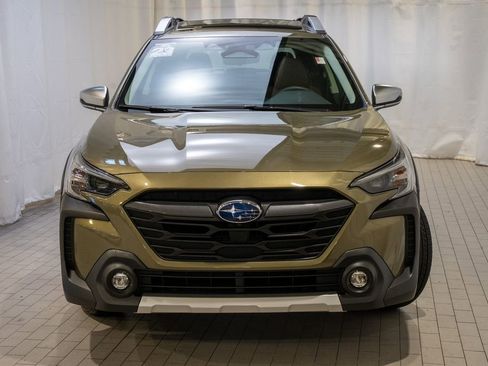 Used 2023 Subaru Outback Touring image 2