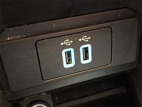 Used 2016 Ford Escape SE w/ SE Chrome Package image 23