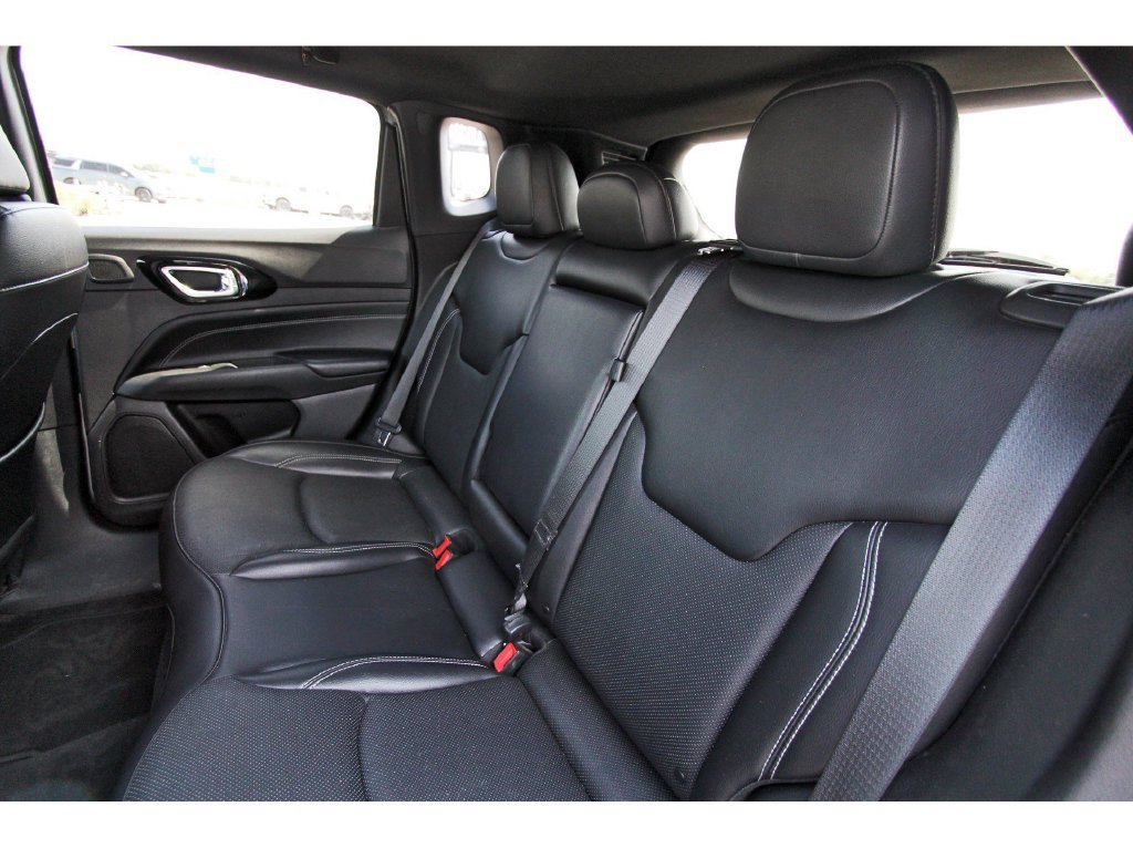 Used 2022 Jeep Compass High Altitude AWD/4WD image 32