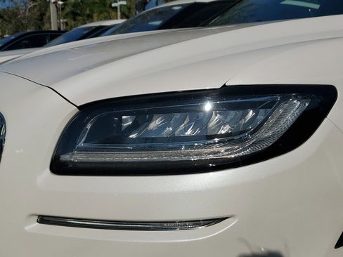 Certified 2019 Lincoln Nautilus Select w/ Class II Trailer Tow Package image 14