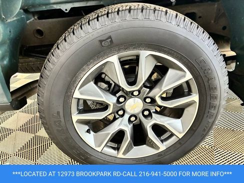 Used 2025 Chevrolet Silverado 1500 LT AWD/4WD image 26