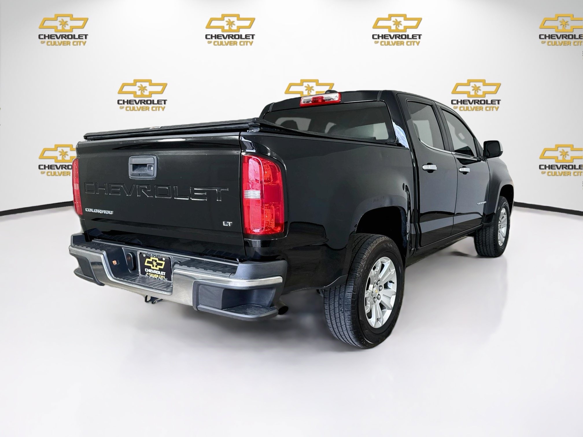 Used 2021 Chevrolet Colorado LT w/ Chrome Appearance Package RWD image 8