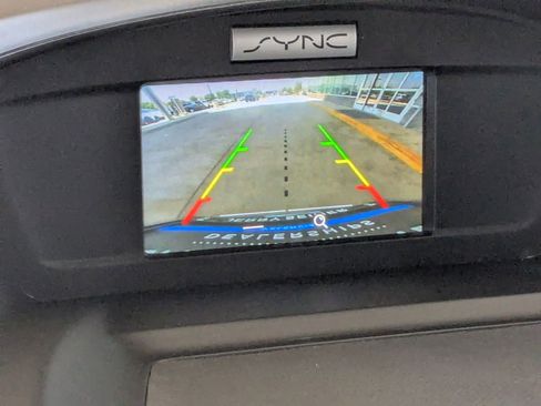 Used 2018 Ford Escape SE FWD image 17