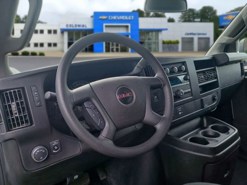Used 2024 GMC Savana 2500 w/ Driver Convenience Package RWD image 8