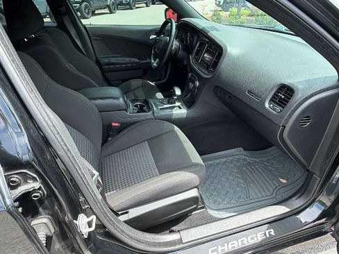 Used 2021 Dodge Charger R/T w/ Blacktop Package RWD image 19