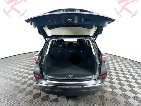 Used 2019 Nissan Murano Platinum image 7