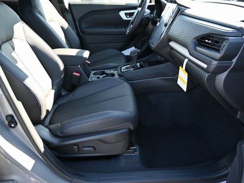 New 2025 Subaru Forester Limited image 17