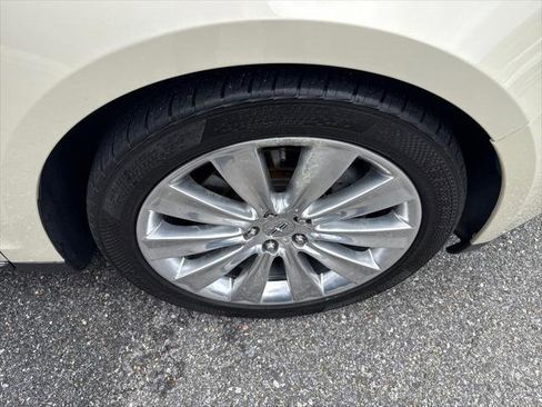 Used 2014 Lincoln MKS AWD w/ Equipment Group 201A image 10