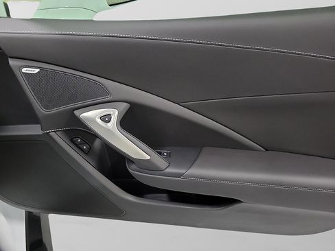 Used 2018 Chevrolet Corvette Z06 RWD image 16
