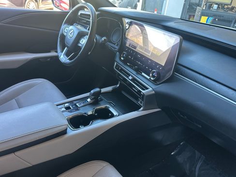 Used 2024 Lexus RX 350 Premium w/ Accessory Package (Z1) FWD image 34
