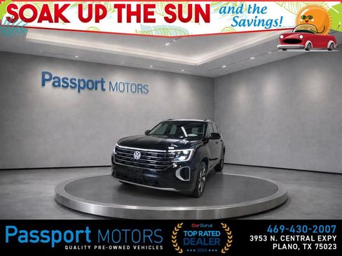 Used 2025 Volkswagen Atlas SEL AWD/4WD image 1