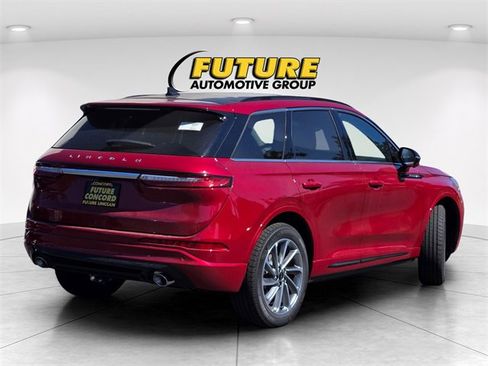 New 2025 Lincoln Corsair Grand Touring w/ Equipment Group 302A image 3