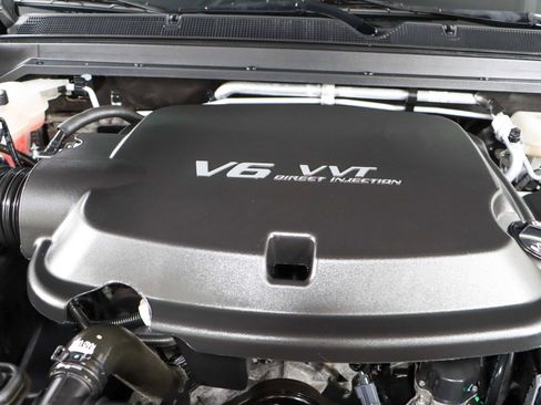 Used 2022 Chevrolet Colorado LT image 30