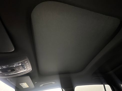 New 2026 Mercedes-Benz GLB 250 4MATIC image 21