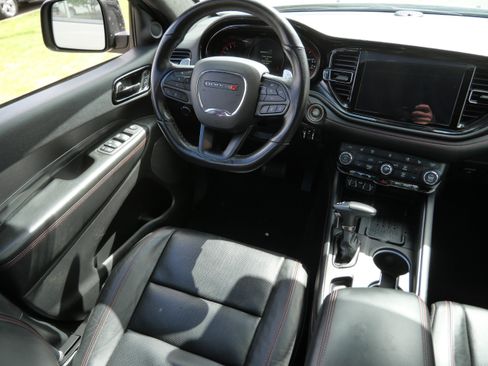 Used 2025 Dodge Durango GT AWD/4WD image 9