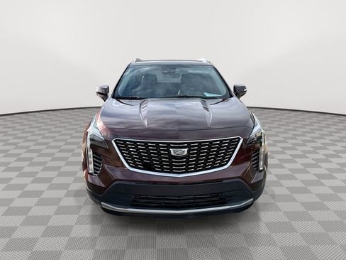 Used 2022 Cadillac XT4 Premium Luxury w/ Enhanced Visibility Package image 3