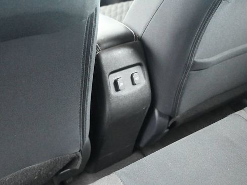 Used 2023 Nissan Kicks SV FWD image 16
