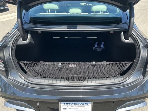 New 2025 Hyundai Sonata Limited image 17