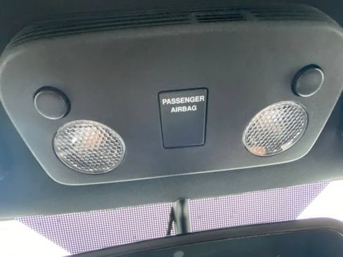 Used 2015 Ford Mustang Coupe RWD image 25