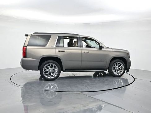 Used 2018 Chevrolet Tahoe LT image 2