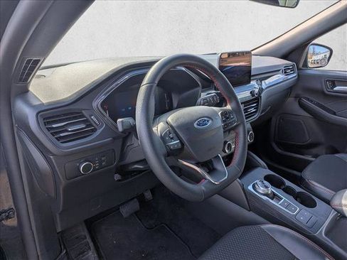 Used 2025 Ford Escape ST-Line image 9