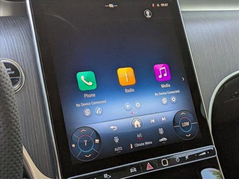 New 2026 Mercedes-Benz GLC 300 4MATIC image 11