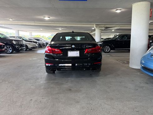 Used 2018 BMW 540i image 9