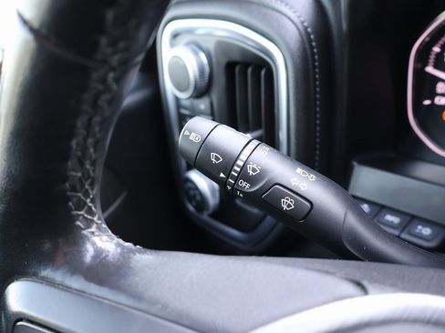 Used 2019 GMC Sierra 1500 Denali w/ Denali Carbonpro Edition image 18