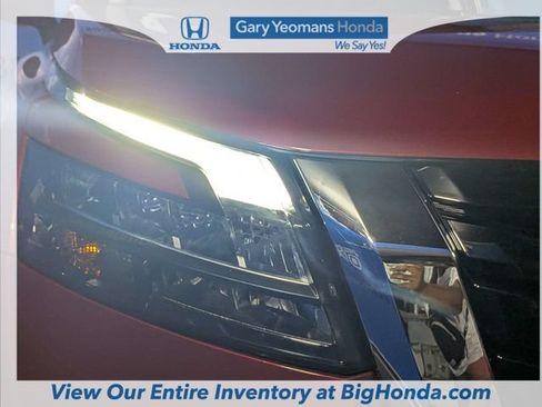 Used 2024 Nissan Pathfinder SV AWD/4WD image 11
