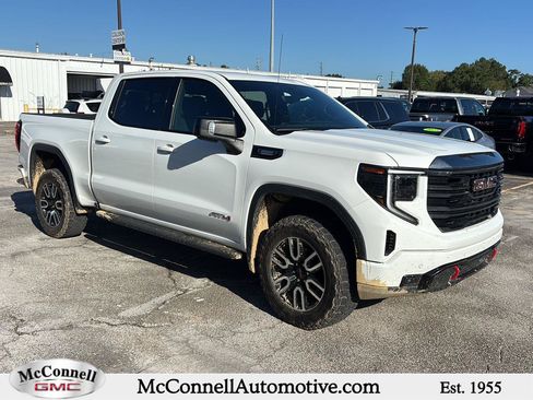 Used 2023 GMC Sierra 1500 AT4 w/ AT4 Premium Package AWD/4WD image 1